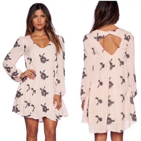 Free People for Revolve Emma’s Austin Embroidered Dress in Soft Pink Medium - Picture 1 of 10